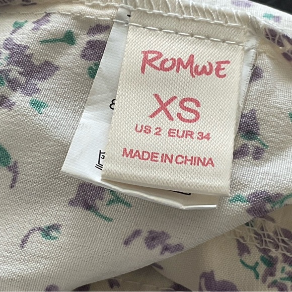 Romwe floral romper - Picture 6 of 6